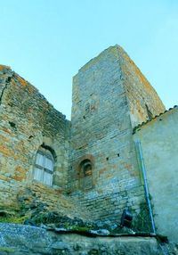 ../image/image_11/11_Conques_Orbiel_3.jpg