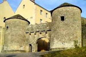 ..\image\image_21\21_Flavigny_2.jpg