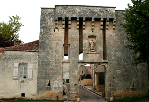 ..\image\image_21\21_Flavigny_3.jpg