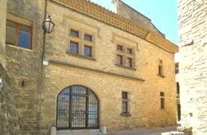 ../image/image_30/30_Castillon_Gard_4.jpg