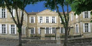 ../image/image_32/32_Condom_Chateau_3.jpg