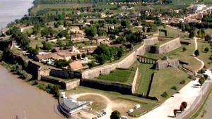 ../image/image_33/33_Blaye_Citadelle_1.jpg