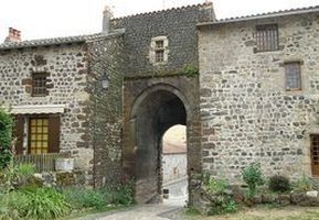 ../image/image_43/43_Arlempdes_7.jpg