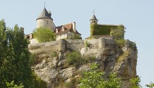 ../image/image_46/46_Belcastel_Lacave_2.jpg