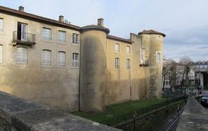 ../image/image_64/64_Bayonne_Chat_Vieux_5.jpg