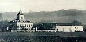 ../image/image_66/66_Bourg_Madame_2.jpg