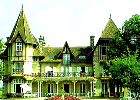 ../image/image_71/71_Bourbon_Lancy_6.jpg