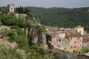 ../image/image_83/83_Chateaudouble_Garde_2.jpg