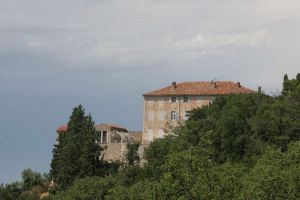 ../image/image_83/83_Esparron_Palieres_4.jpg