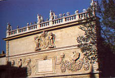 ../image/image_84/84_Avignon_3.jpg