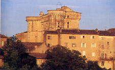 ..\image\image_84\84_Gordes_1.jpg